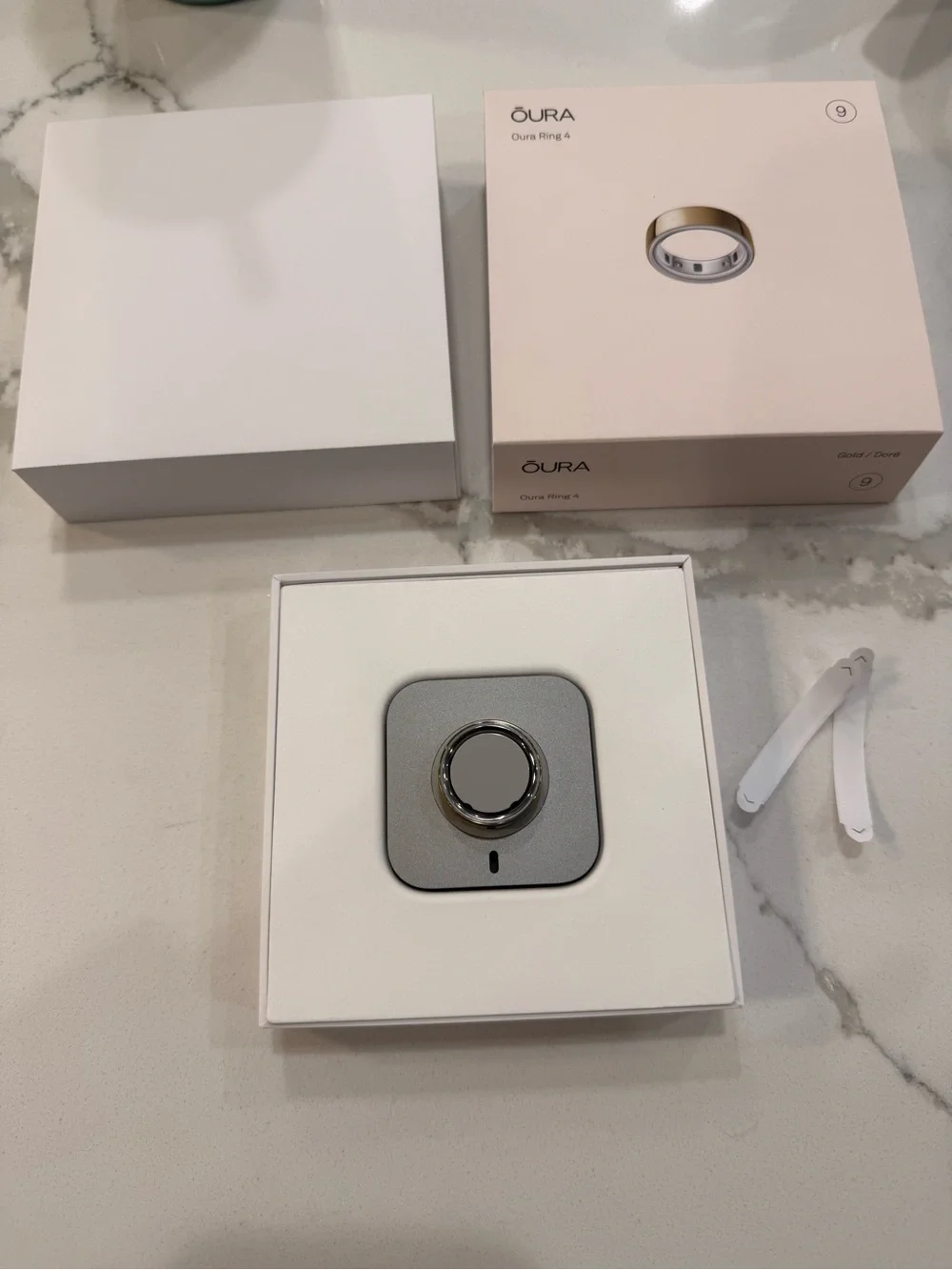 NEW Oura Ring 4 Gold size 9